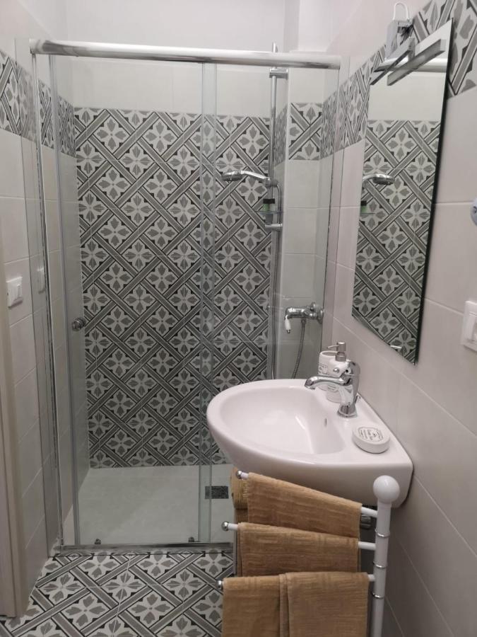 Le 3 Dee Bed and Breakfast Reggio di Calabria Exteriör bild