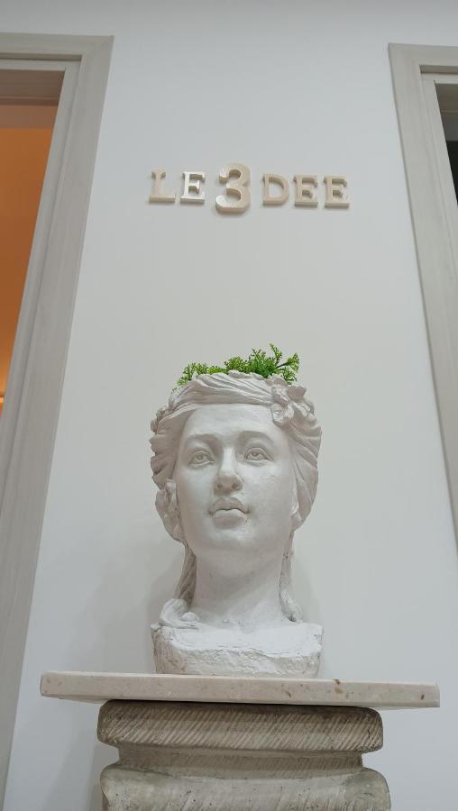 Le 3 Dee Bed and Breakfast Reggio di Calabria Exteriör bild