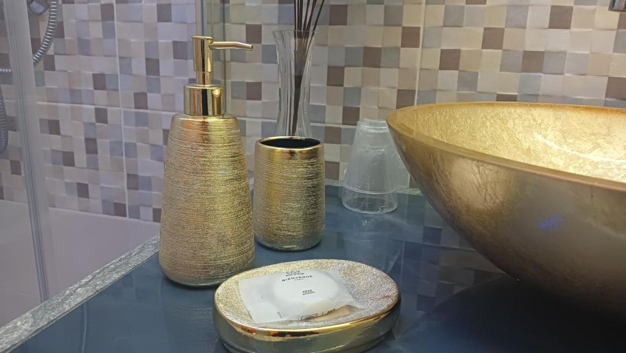 Le 3 Dee Bed and Breakfast Reggio di Calabria Exteriör bild