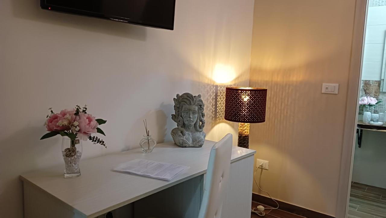Le 3 Dee Bed and Breakfast Reggio di Calabria Exteriör bild